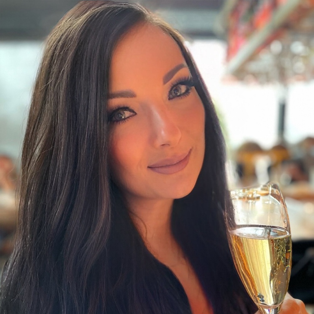 Meet your Posher, Valerie
